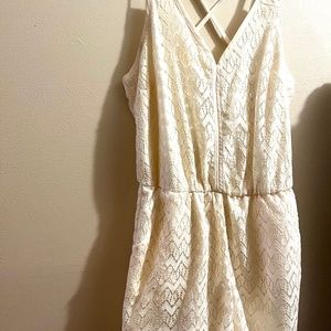 White patterned romper